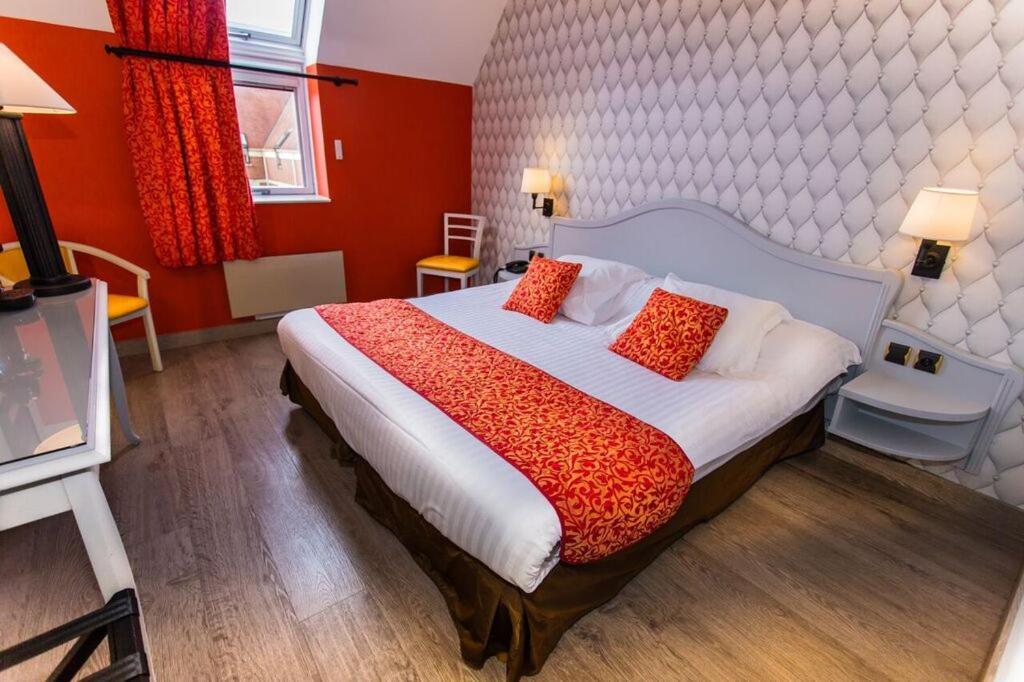 Cit'Hotel - Hotel Le Cedre 누아용 외부 사진