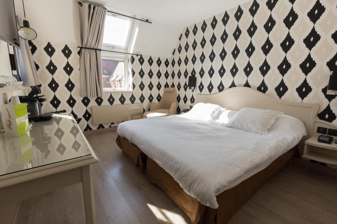 Cit'Hotel - Hotel Le Cedre 누아용 외부 사진