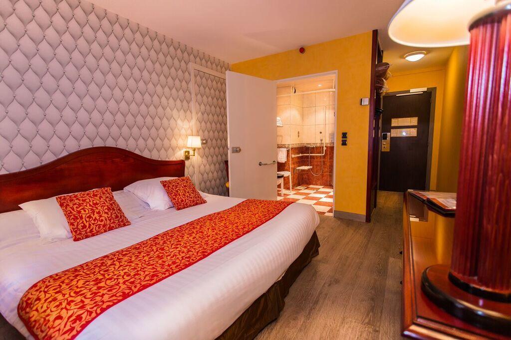 Cit'Hotel - Hotel Le Cedre 누아용 외부 사진